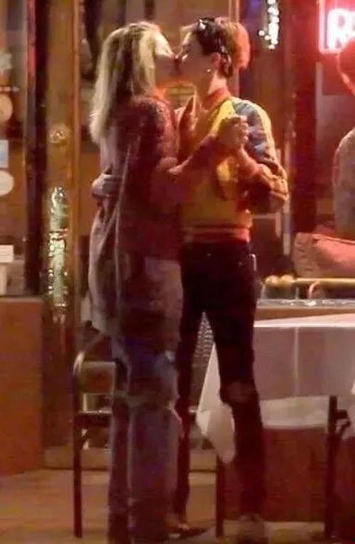 迈克杰克逊娱乐圈爆料,揭秘迈克·杰克逊娱乐圈背后的惊人真相 第3张 迈克杰克逊娱乐圈爆料,揭秘迈克·杰克逊娱乐圈背后的惊人真相 第3张